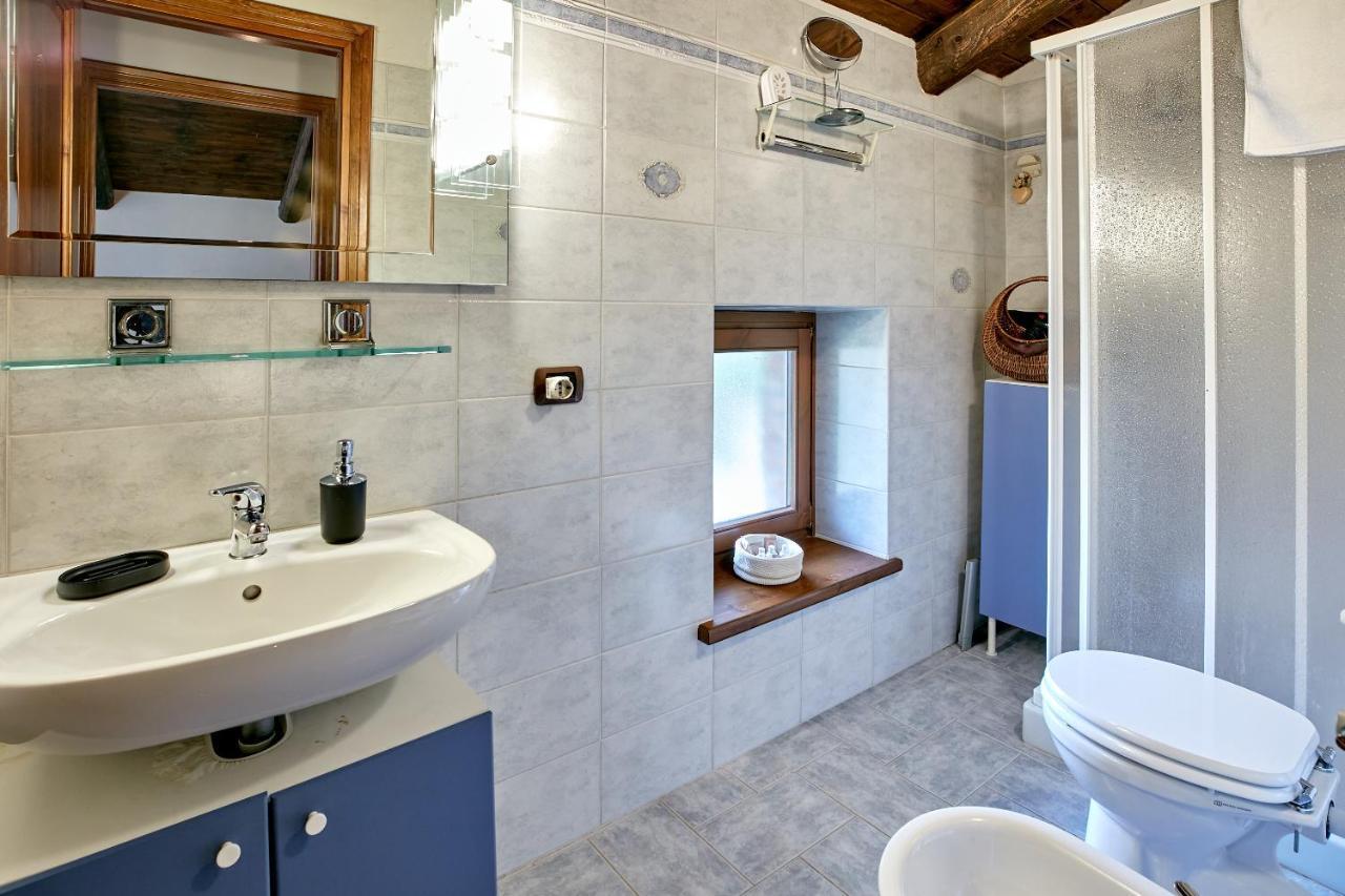 Villetta Con Giardino ⭑⭑⭑⭑⭑ - Wifi, Dogs Allowed Biella Luaran gambar